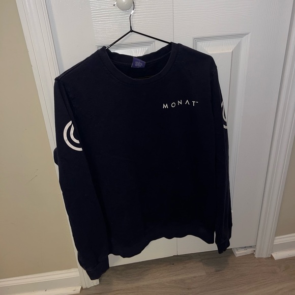 Monat Crew Neck - Picture 4 of 5